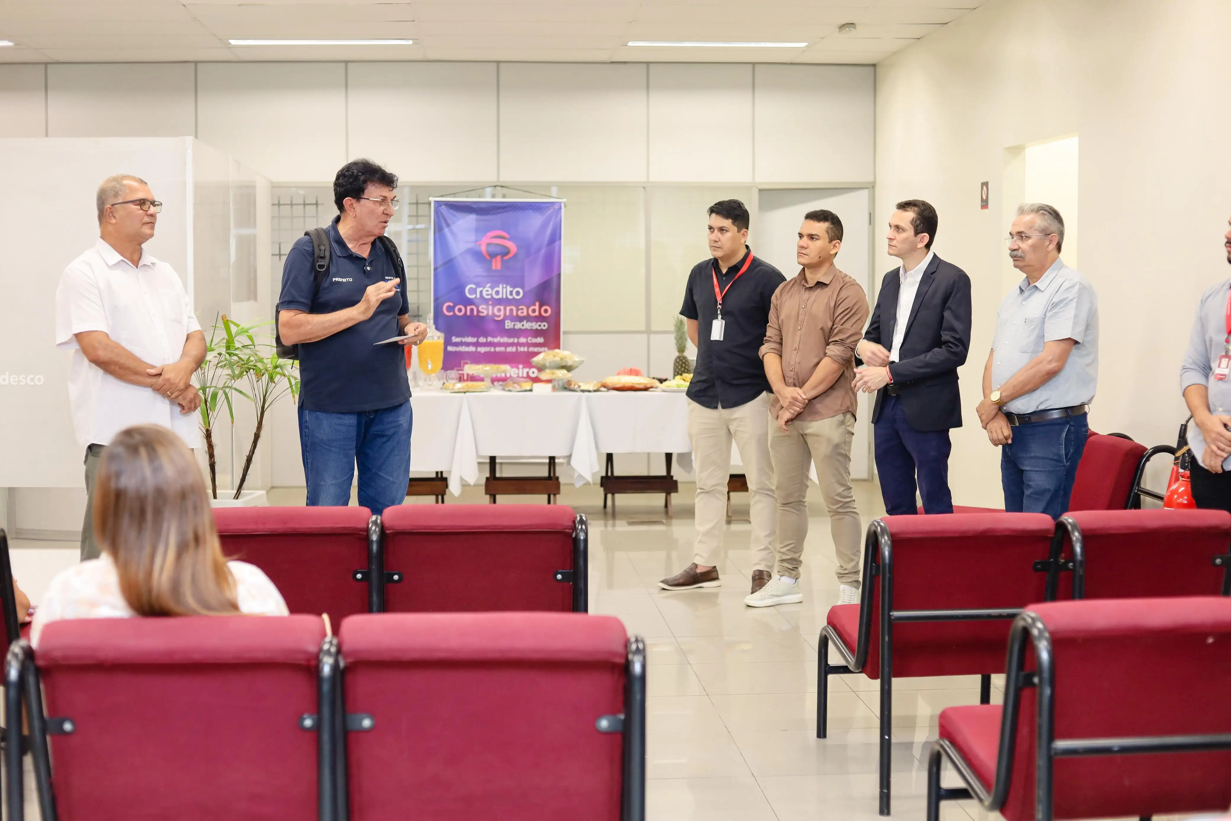 Galeria de imagens - Foto 5 da notícia: Servidores do município de Codó ganham novo prazo de Empréstimo Consignado