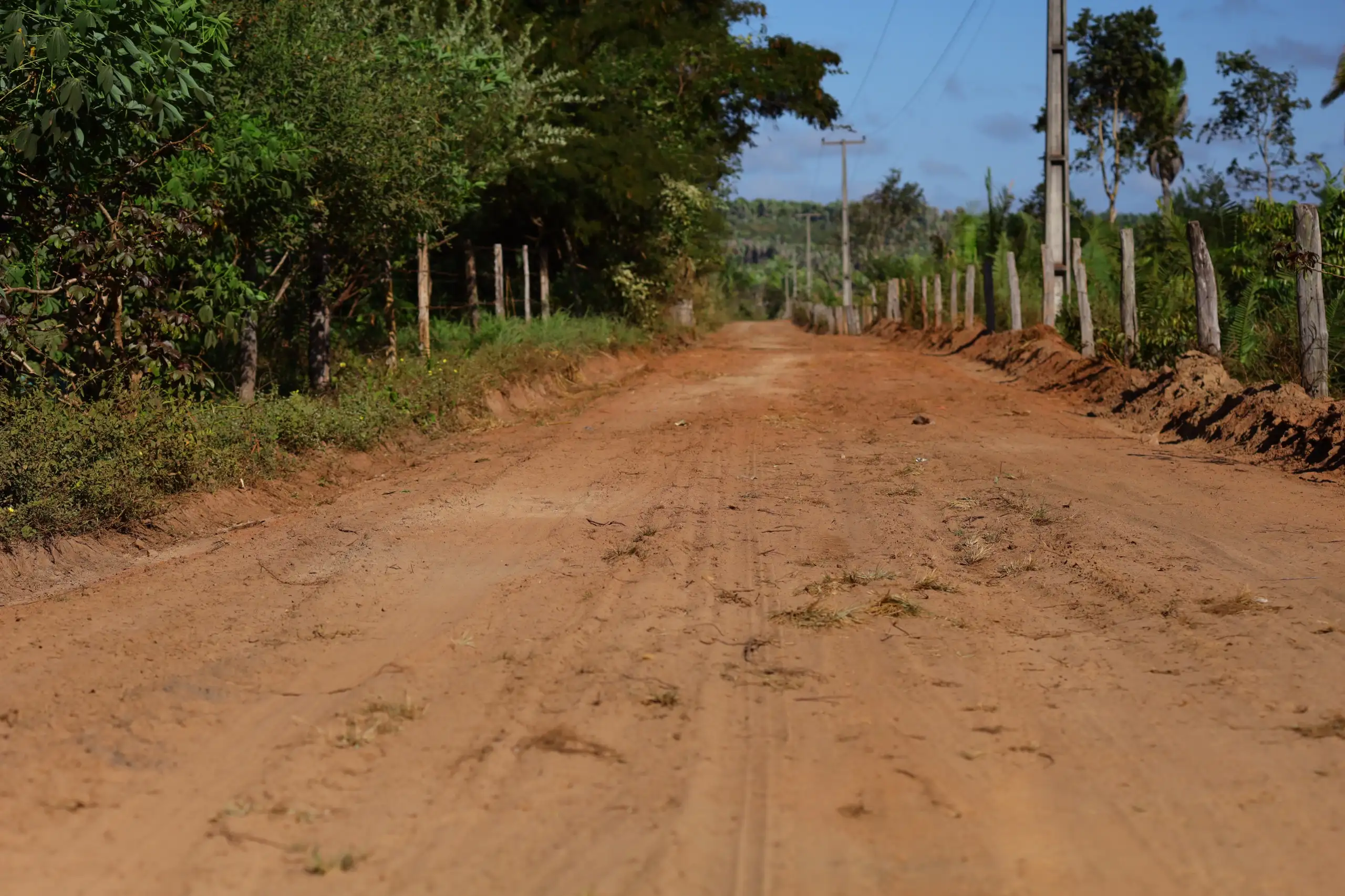 Foto 2 – Prefeitura de Codó dá início à recuperação de estradas vicinais e fortalece infraestrutura na zona rural