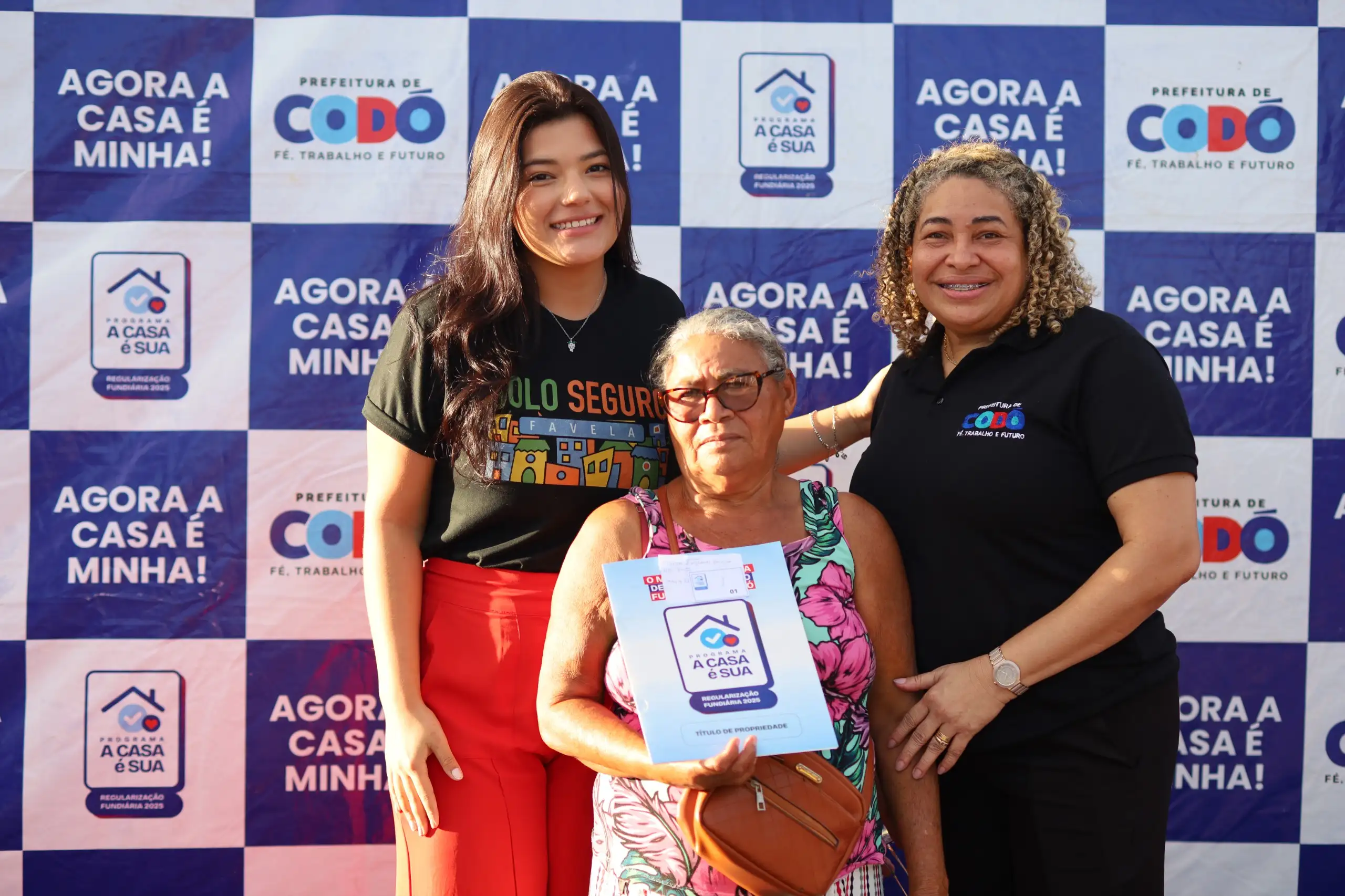 Foto 11 – Programa “A Casa é Sua” avança em Codó com nova etapa de entrega de 700 títulos de propriedade
