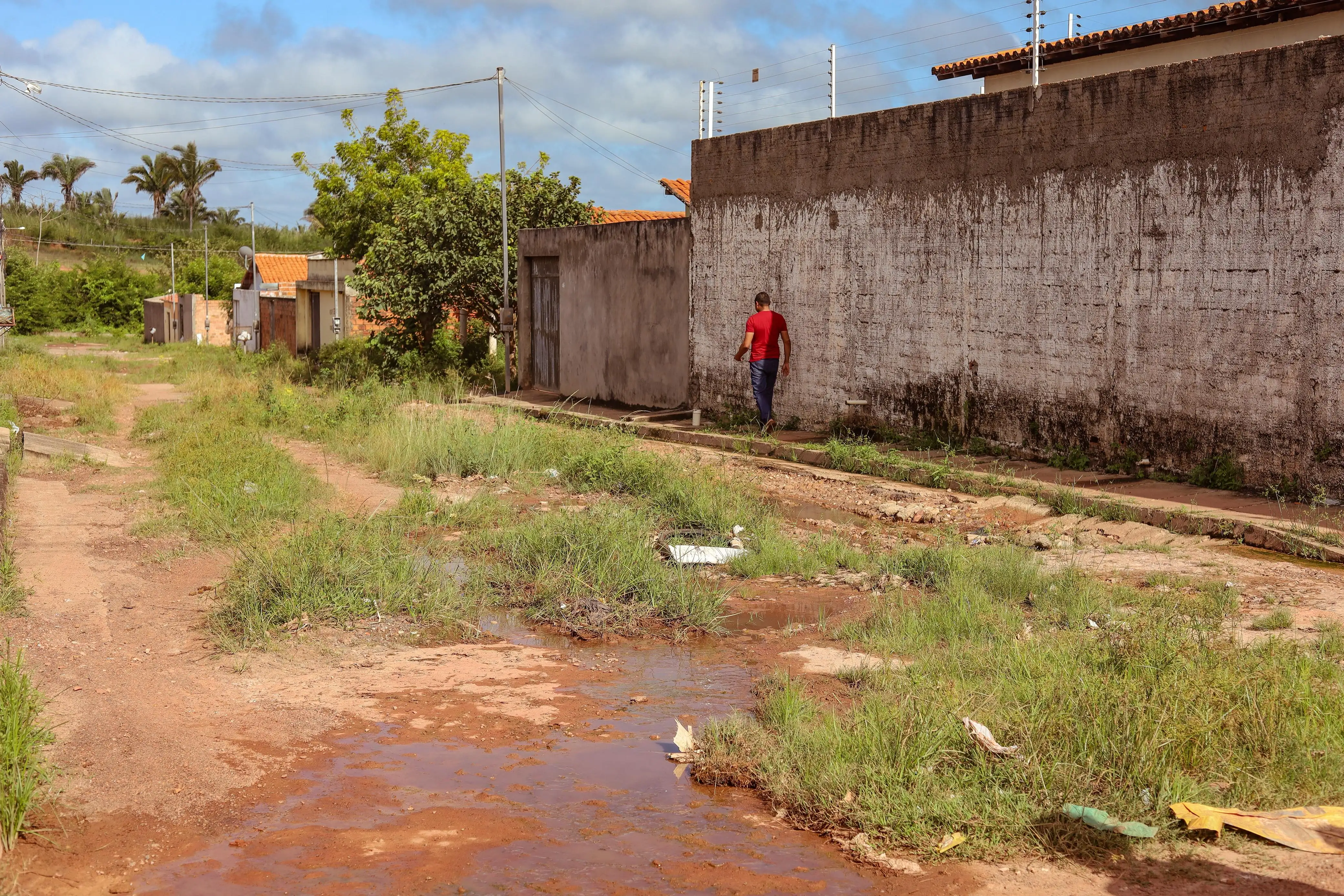 Galeria de imagens - Foto 1 da notícia: Prefeitura Municipal de Codó anuncia plano emergencial para recuperação das ruas do Residencial São Pedro