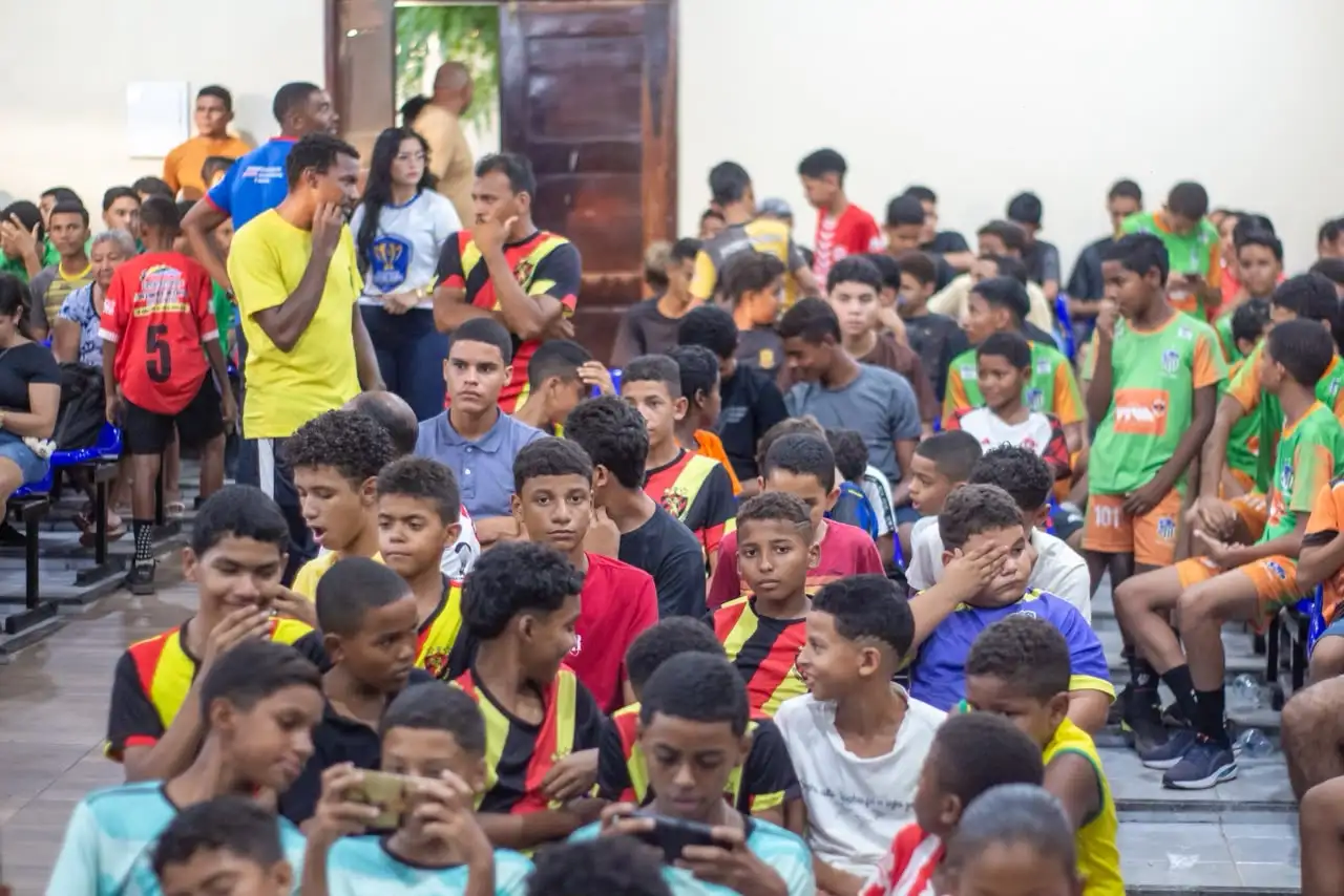 Foto 4 – Prefeitura de Codó amplia incentivo ao esporte com lançamento da I Taça Codoense de Futebol de Base