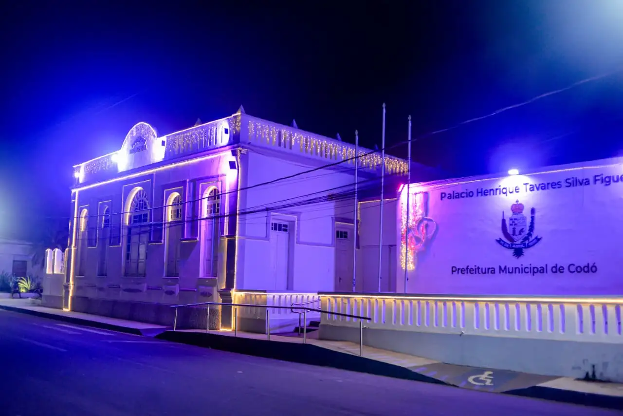 Galeria de imagens - Foto 25 da notícia: Codó dá início à magia do Natal com a abertura oficial do “Natal Encantado – Fé, Paz e Luz”