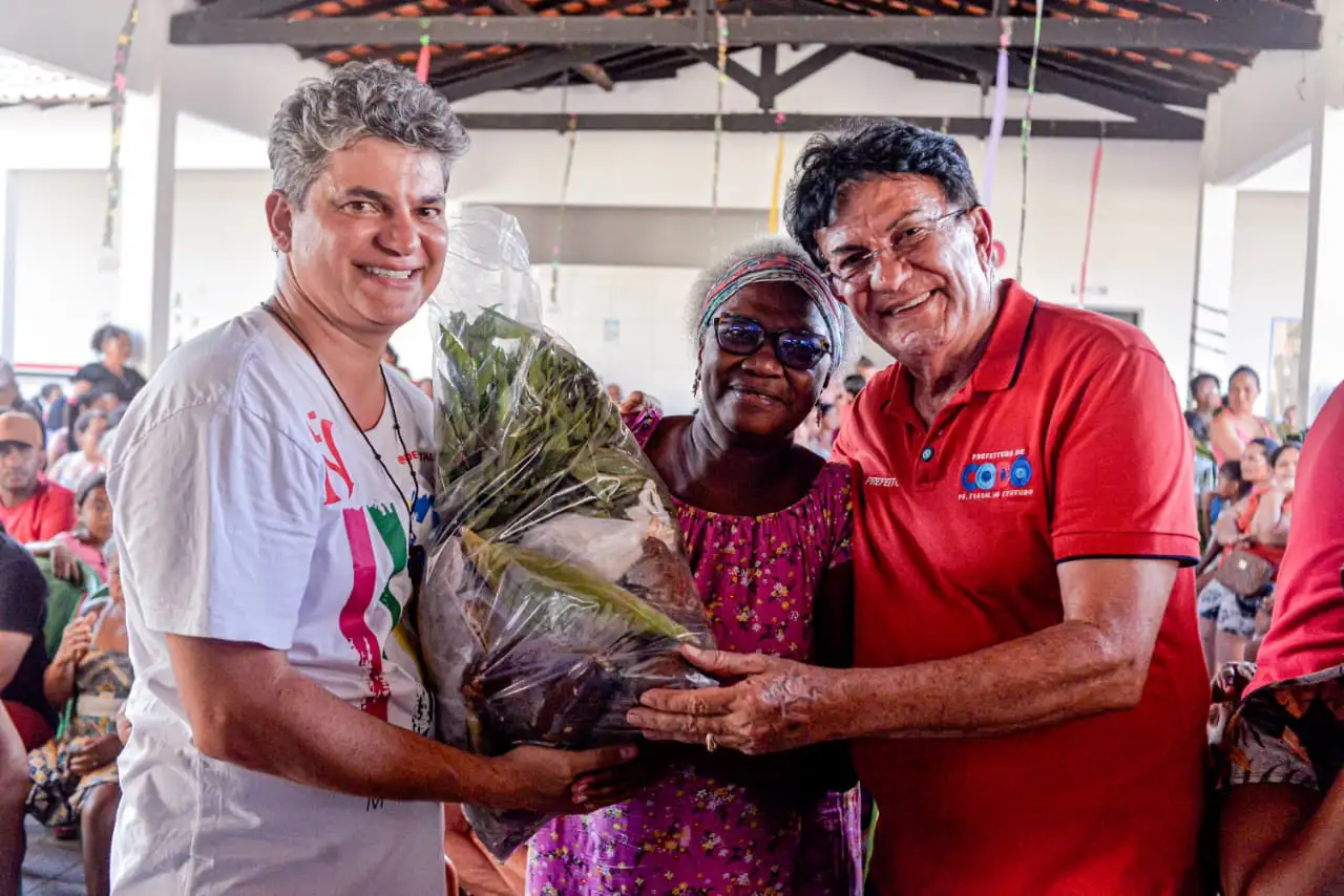 Prefeitura de Codó beneficia famílias do Codó Novo com 600 Cestas Verdes de produtos da agricultura familiar