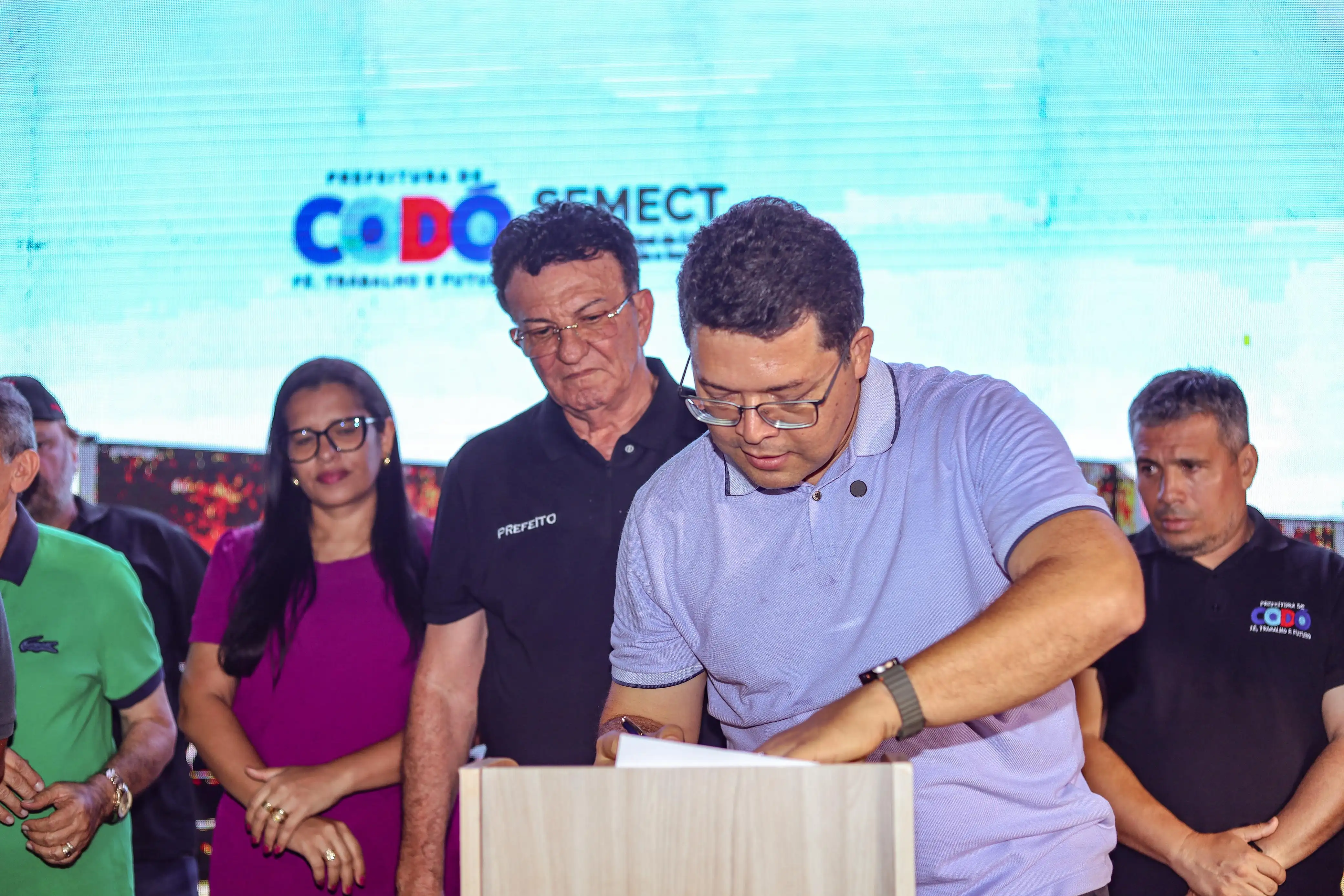 Galeria de imagens - Foto 9 da notícia: Prefeitura de Codó assina ordem de serviço para retomada da obra da creche Proinfância em tempo integral no Residencial Trizidela