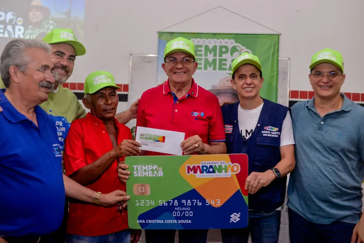 Agricultores de Codó recebem cartões do Programa Tempo de Semear para fortalecimento da produção rural