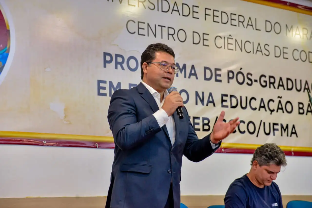 Galeria de imagens - Foto 10 da notícia: Professores da Rede Municipal de Codó iniciam mestrado na UFMA em parceria com a Prefeitura