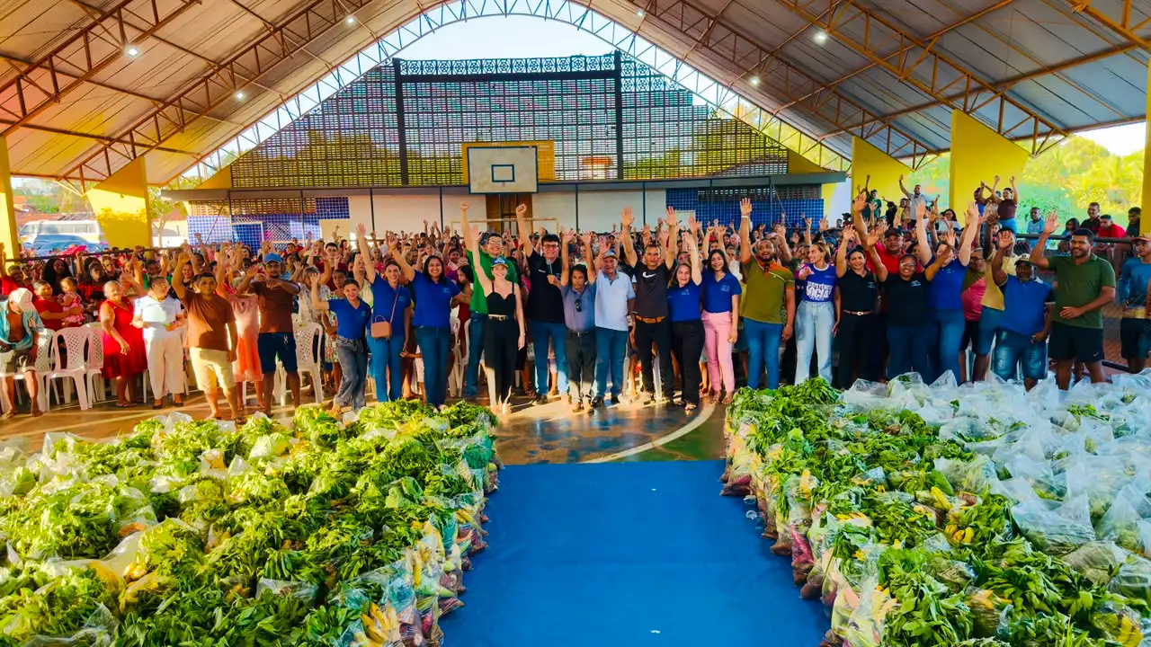Prefeitura fortalece segurança alimentar com entrega de 800 cestas verdes em Cajazeiras