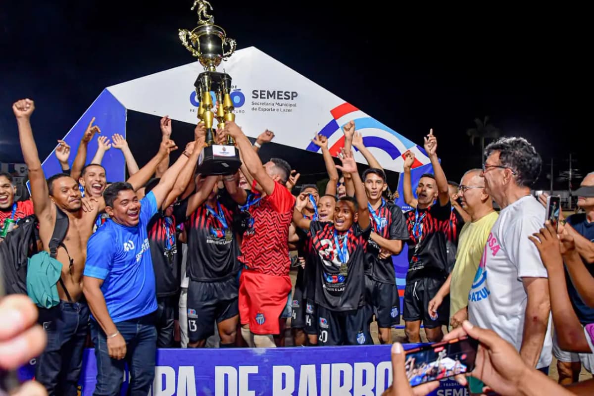 Foto 2 – São Raimundo vence o São Francisco e conquista o título da Copa de Bairros 2026 em Codó