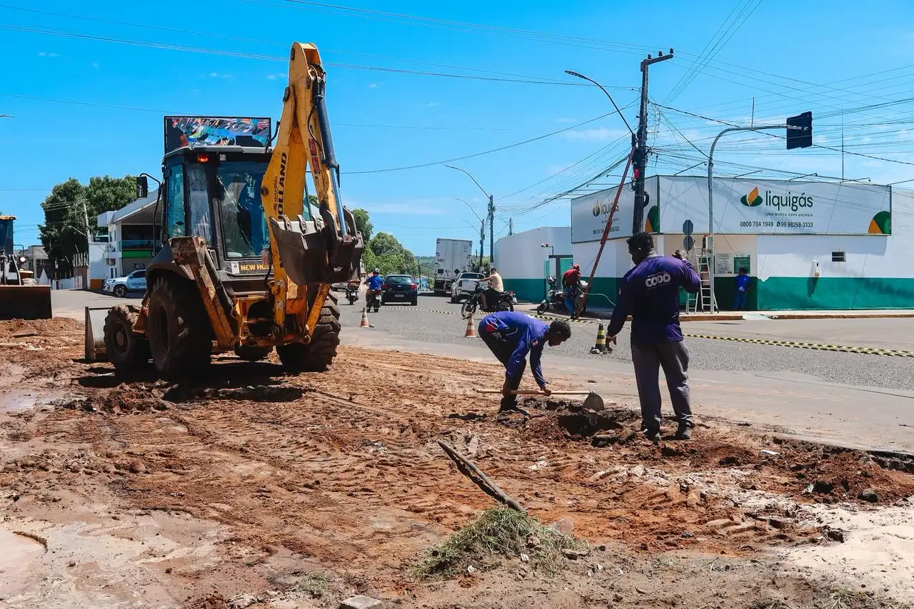 Prefeitura de Codó realiza intervenção para melhorar o trânsito na Avenida João Ribeiro