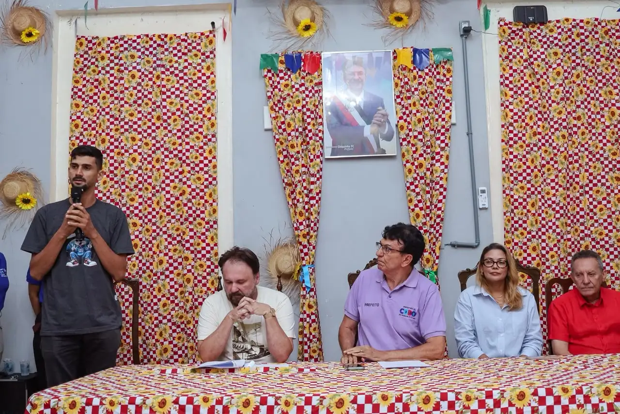 Foto 8 – Artistas e agentes culturais de Codó recebem certificação e pagamento dos recursos da Política Nacional Aldir Blanc