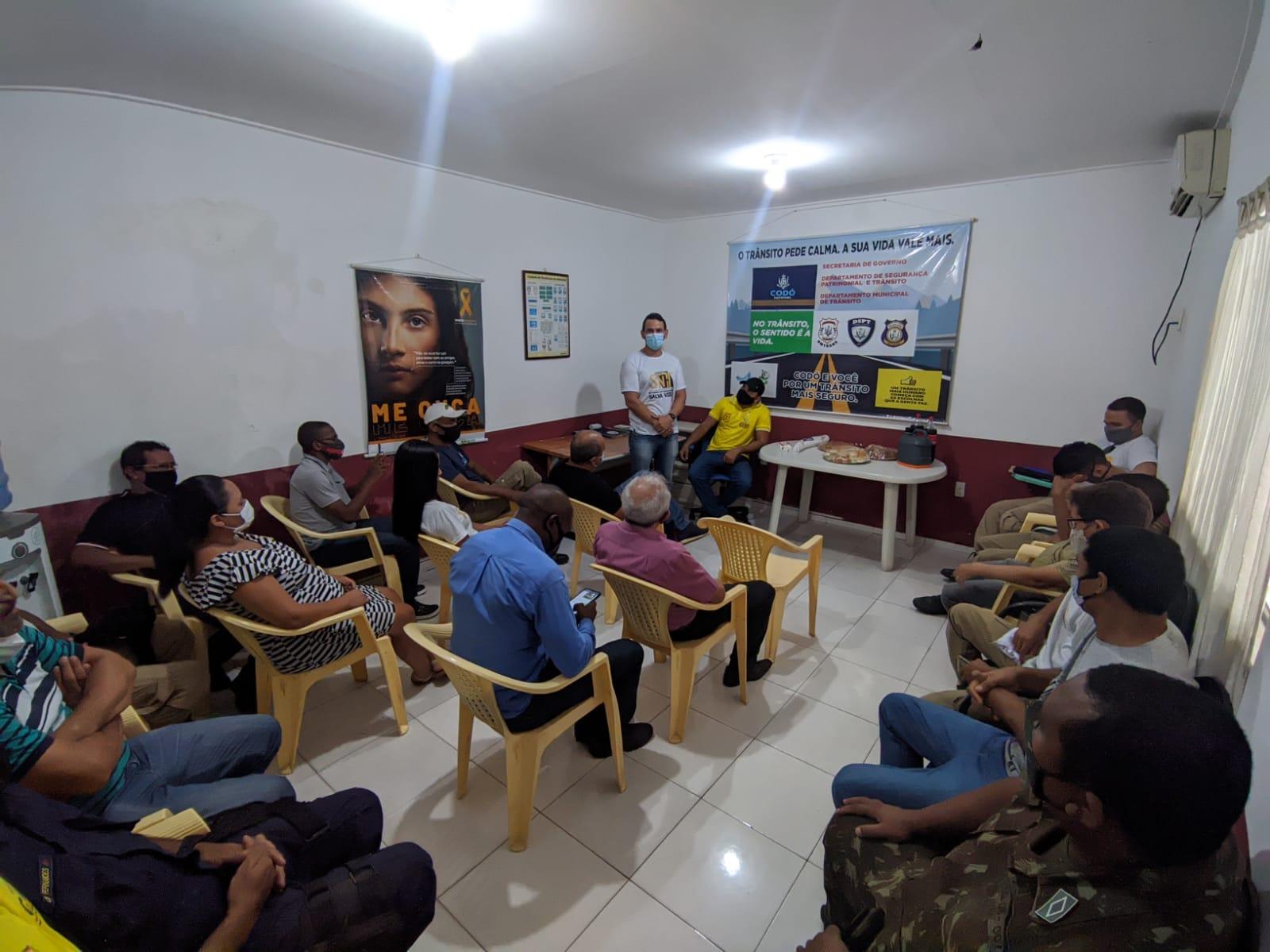 DMTRANS realiza Café da Manhã em homenagem ao dia do Agente de Trânsito