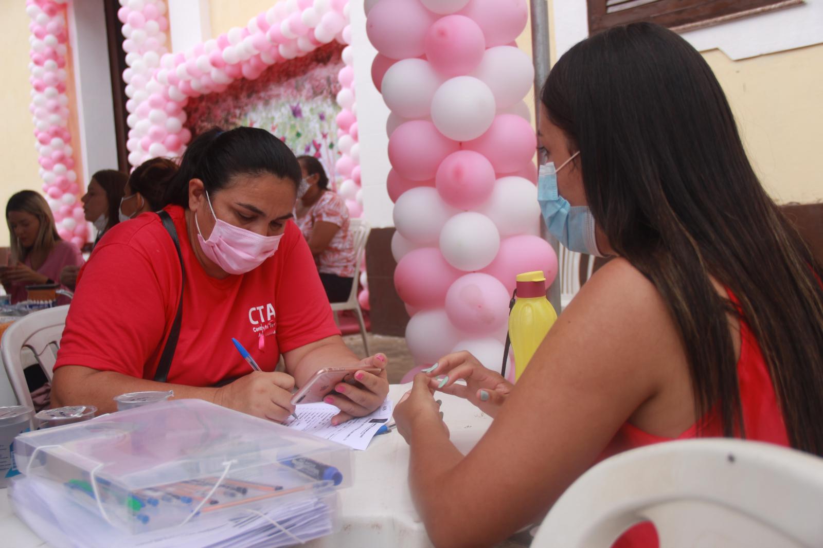 DIA ROSO: Prefeitura encerra Campanha Outubro Rosa com diversos atendimentos voltado às mulheres codoenses