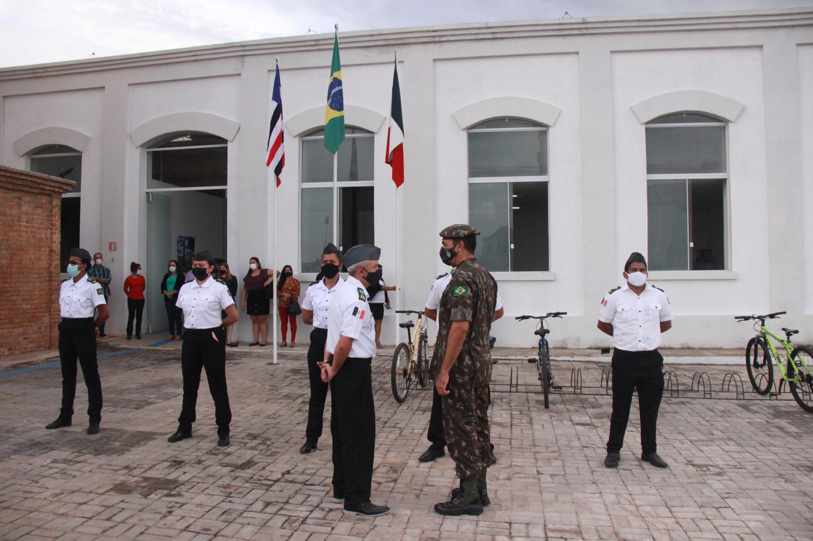 Prefeito Dr. Zé Francisco recebe visita de General da 8ª Região Militar na Escola Cívico de Codó