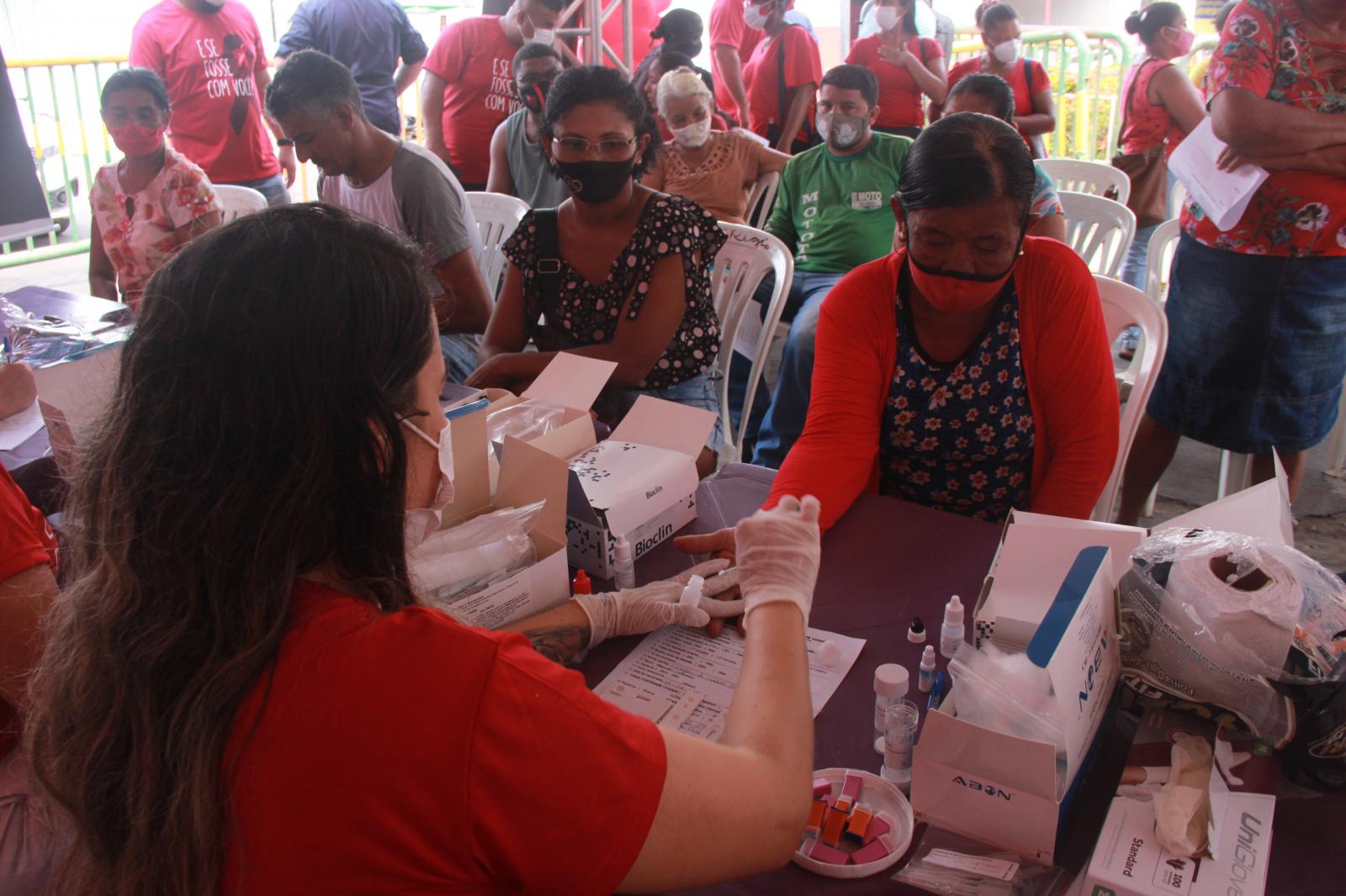 Prefeitura realiza ação educativa  em alusão ao Dia Mundial de luta contra a AIDS, em Codó