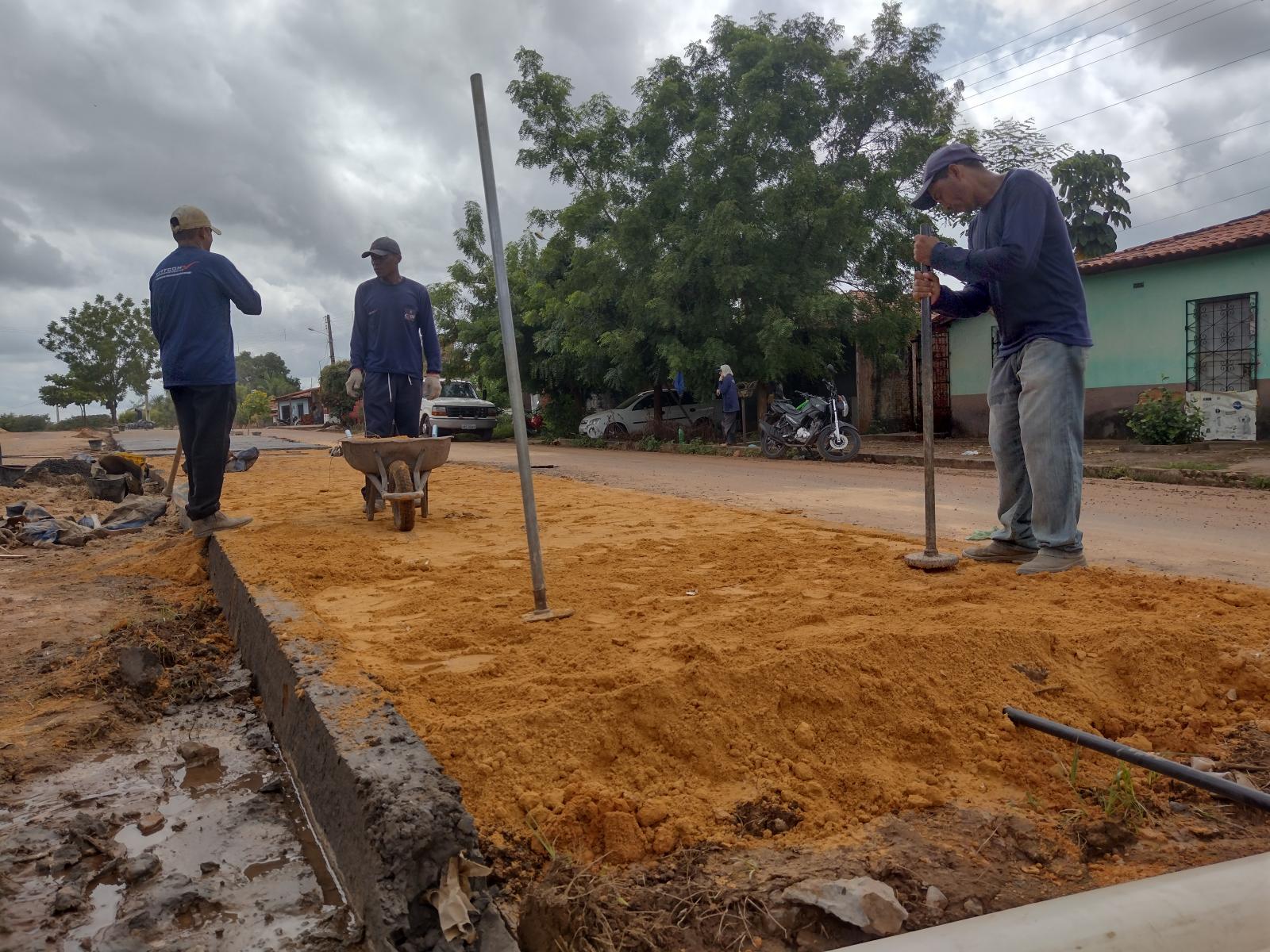 Codoenses comemoram melhorias executadas com diversas obras no município