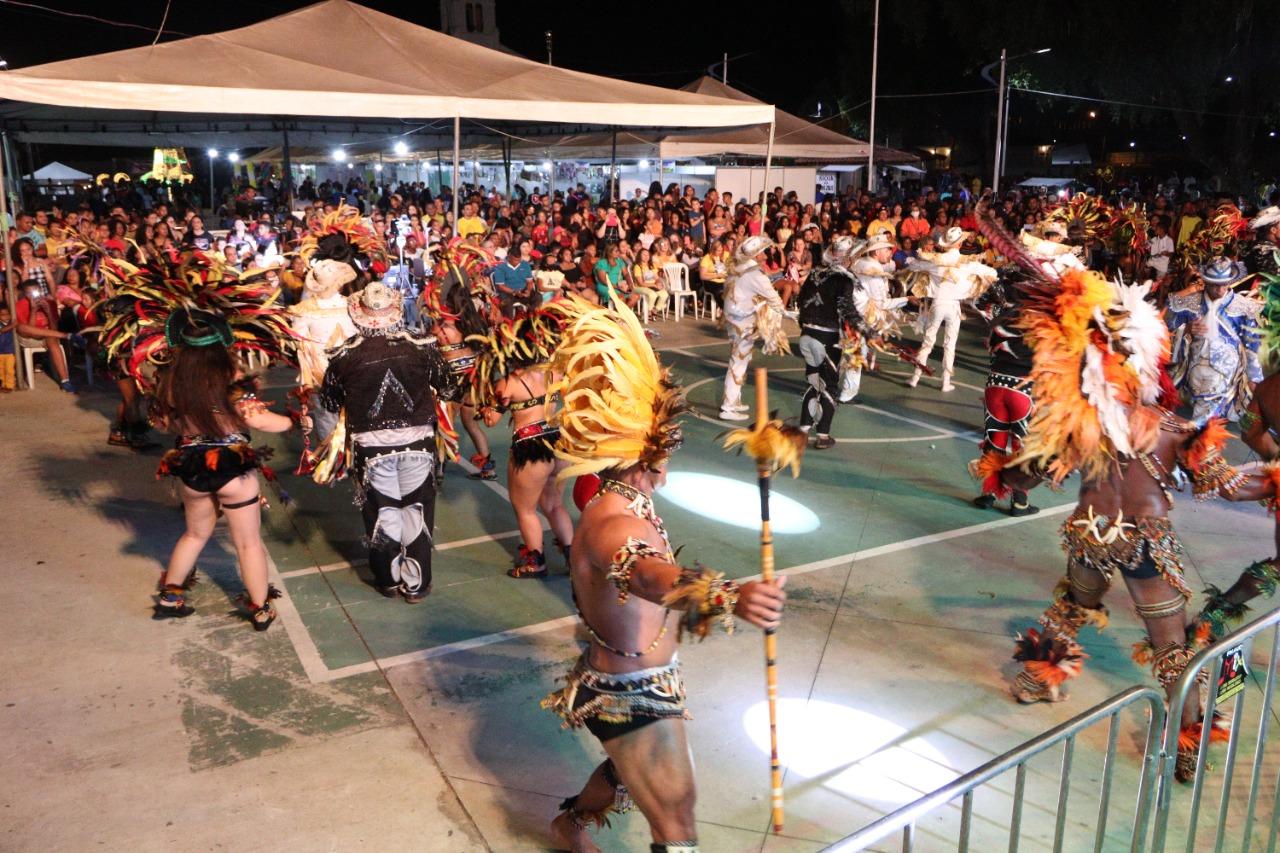 Prefeitura realiza abertura oficial da VI Feira Literária Codoense e Semana Tecnológica