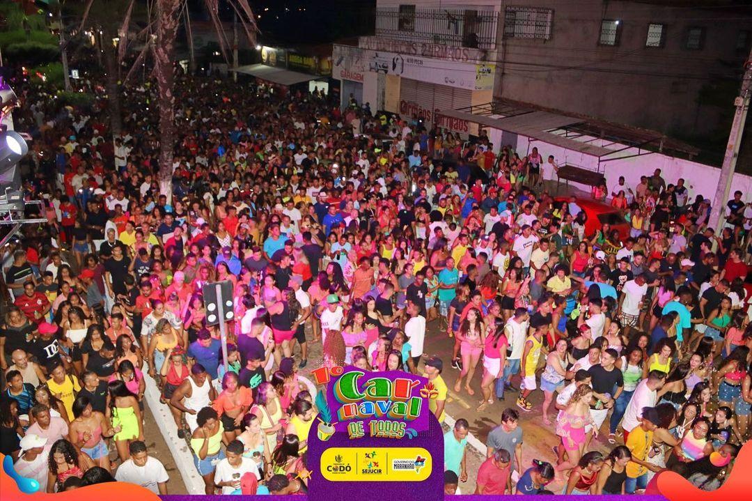 Abertura do 1º Carnaval de Todos é marcada pela tranquilidade e multidão de codoenses