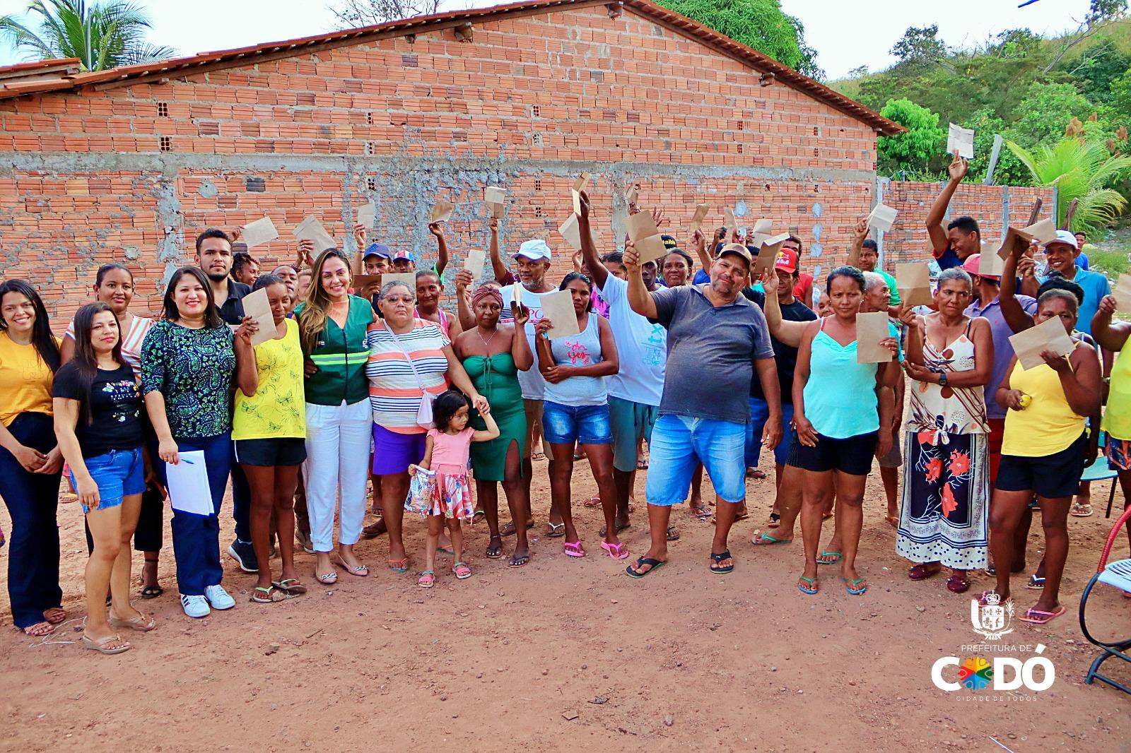 Catadores recebem segunda parcela do Bolsa Catador em Codó, iniciativa da Prefeitura com recursos próprios